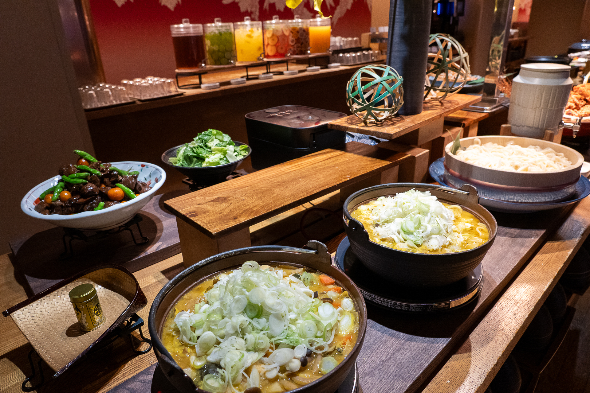 バラエティ豊かな朝食に目移り必至