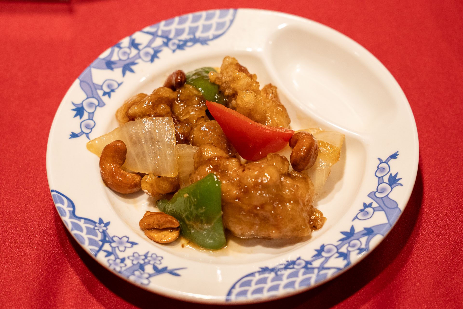 鶏肉のカシューナッツ炒め（小）439円