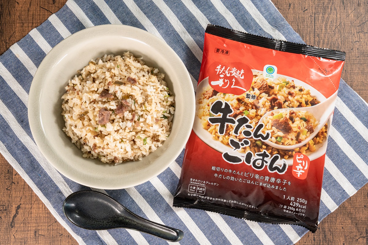 もち麦入りごはんとゴロっとした牛たんの食感が楽しめる