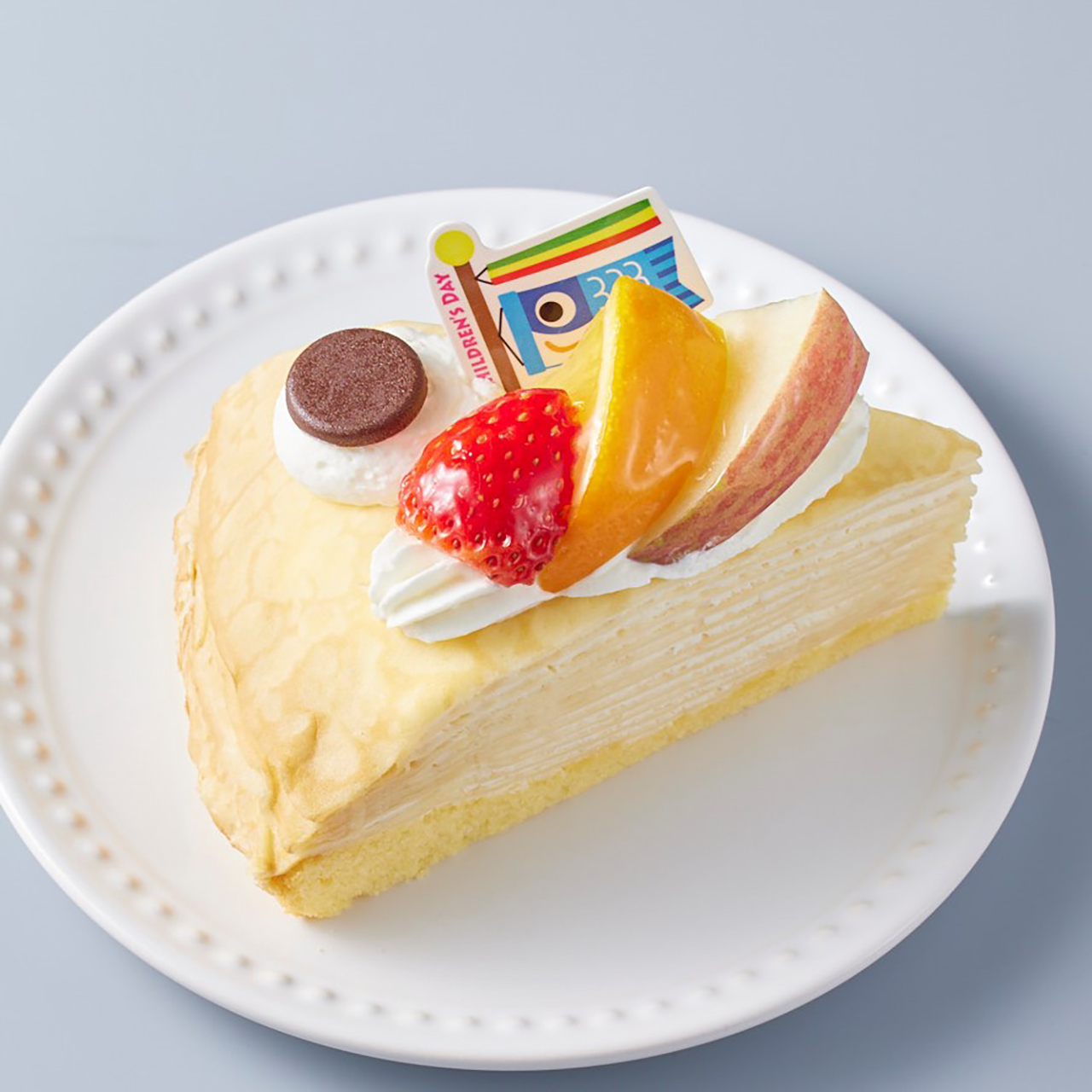 「こどもの日 こいのぼりミルクレープ」（432円）