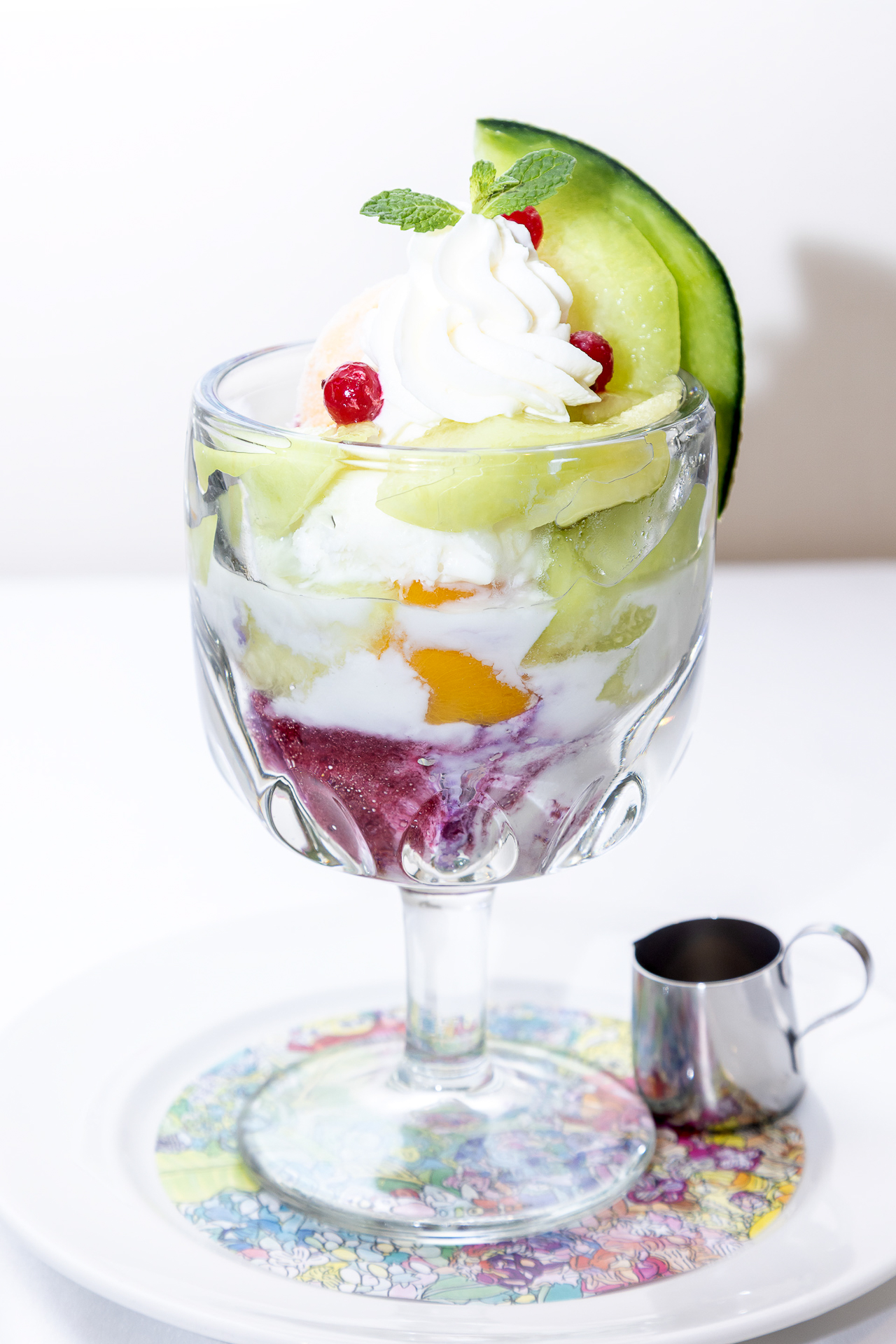 「メロンのヨーグルトジャーマニー ～ジンジャーシロップ添え～」（1408円）