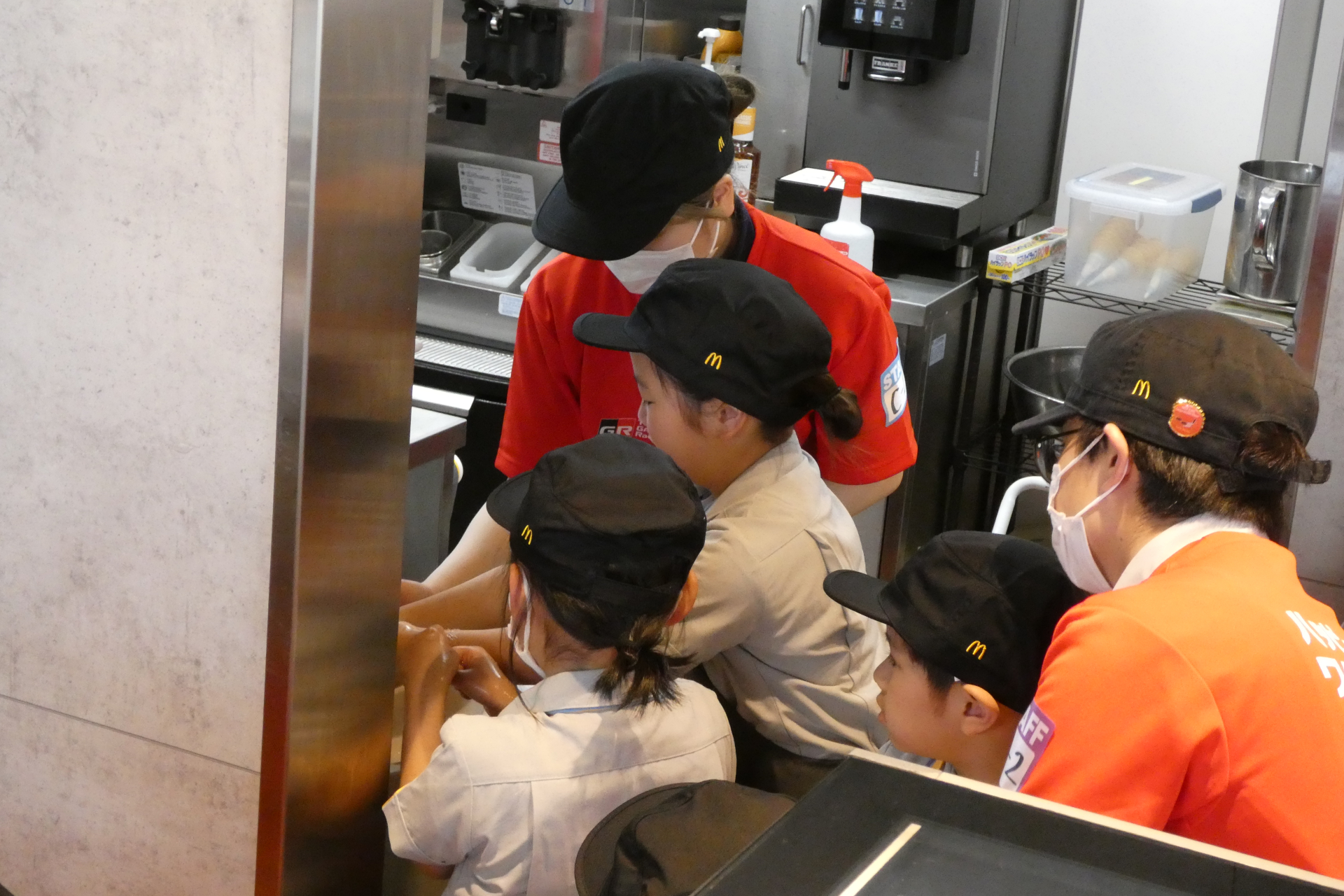 まずは正しい手洗いから