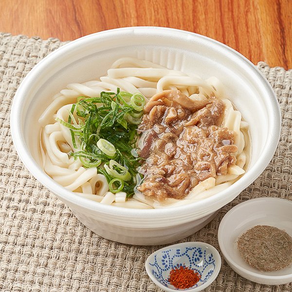 「資さんうどん監修 かしわうどん」（540円）
