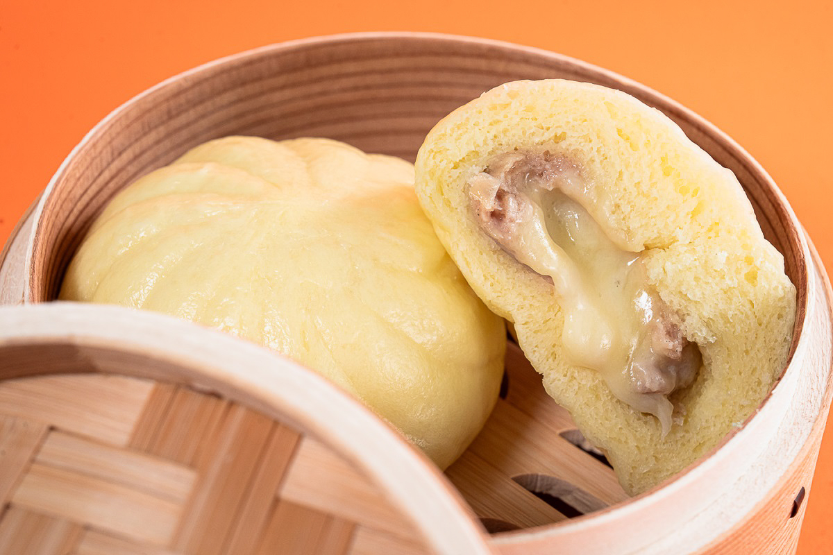 ファミマ「4種のチーズ肉まん」