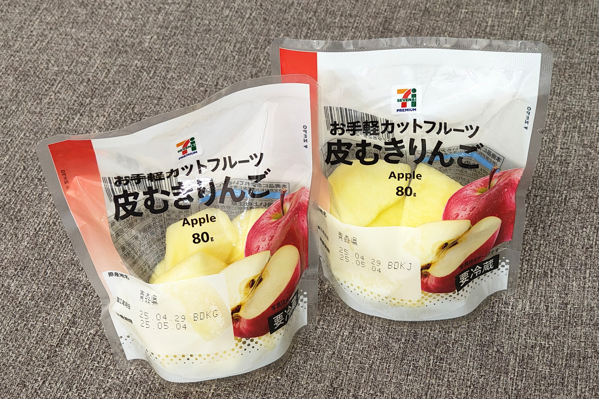 日本より日常的にフルーツを食べる習慣がある国も多い。セブン-イレブンでは手軽に食べられるカットりんごなどをラインナップしている