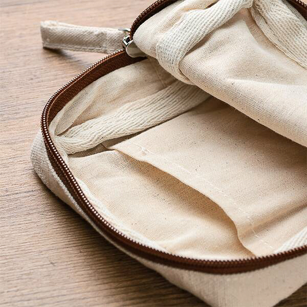 フェアトレードコットンを使った「オリジナル スクエアポーチ」