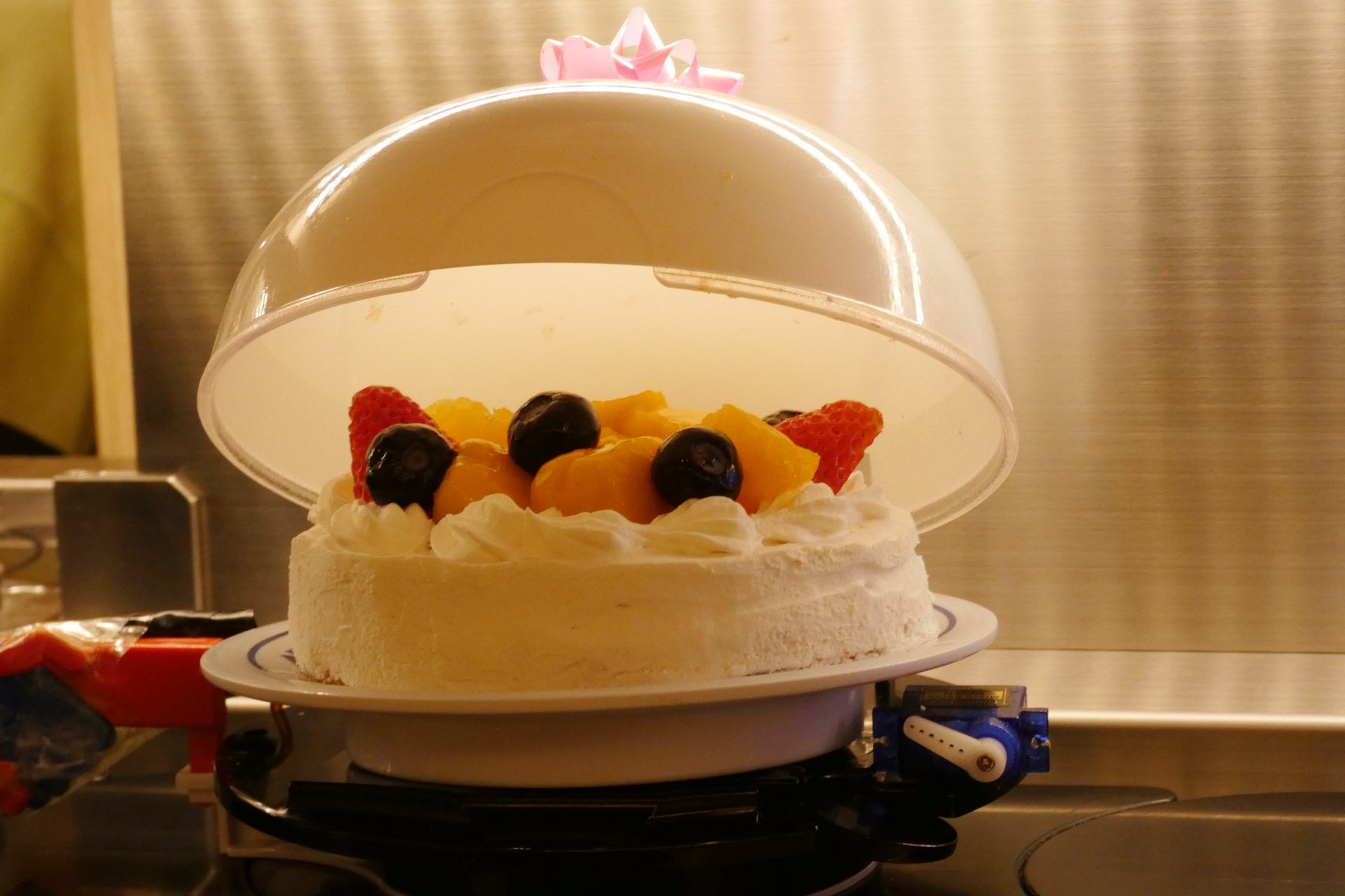 通常1000円の「彩りフルーツケーキ」が期間中は半額になる