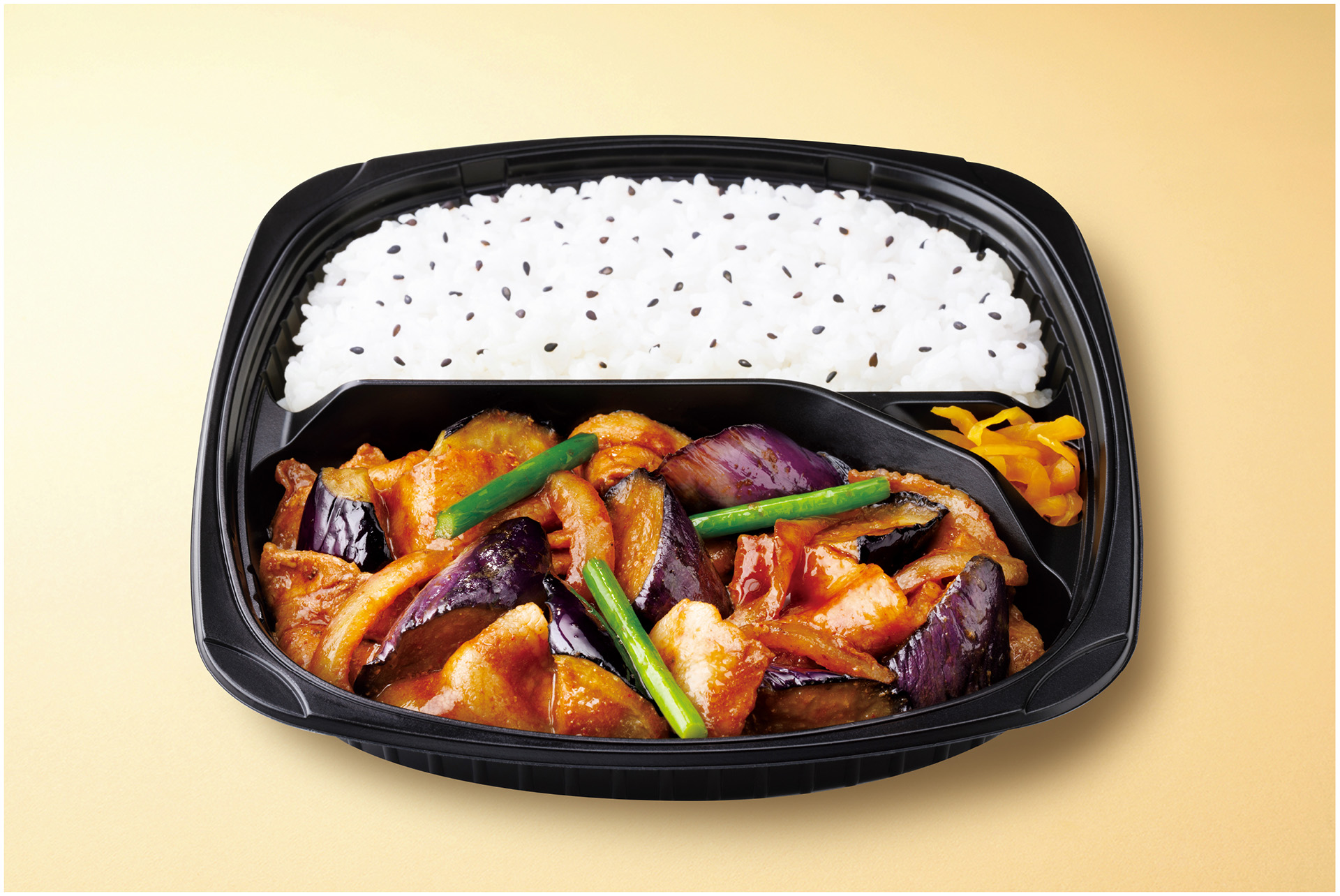 「なすの辛味噌炒め弁当～八丁味噌使用～」（646円）