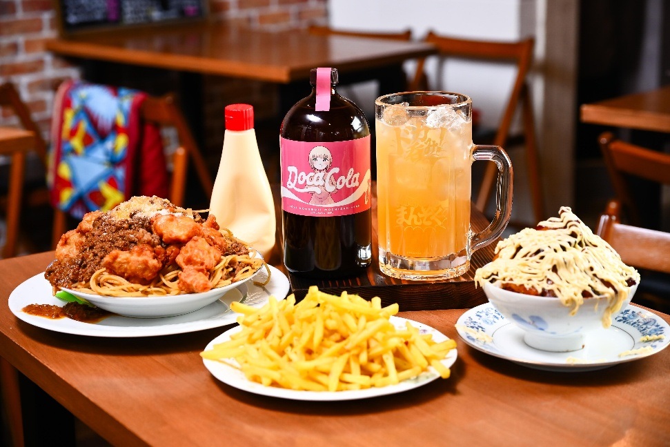 ドカ食い・ドカ吞みにぴったりの「ドカ・コーラ」「ドカ呑みまんぞくジョッキ」