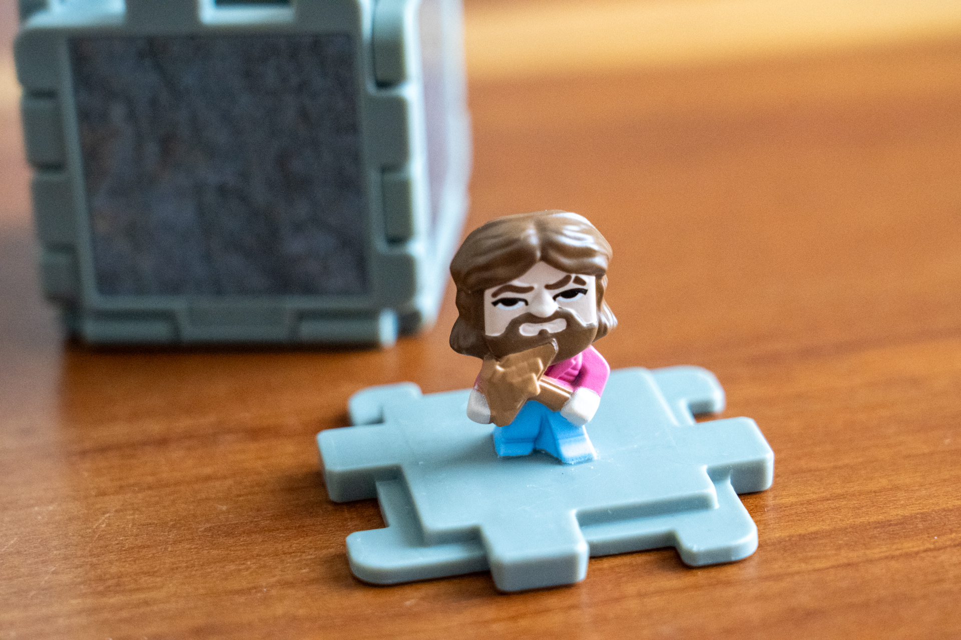 映画に登場するキャラクター、ギャレットが現れる