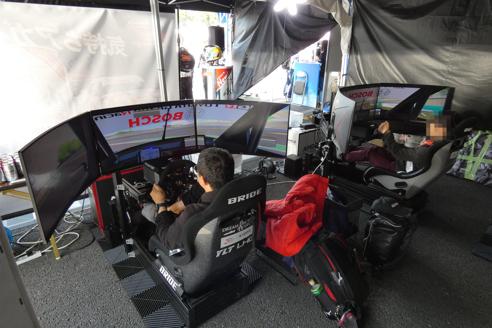 本格的なレーシングシミュレーターでタイムアタック