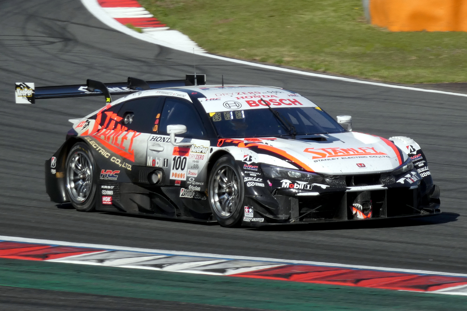 100号車（STANLEY TEAM KUNIMITSU）