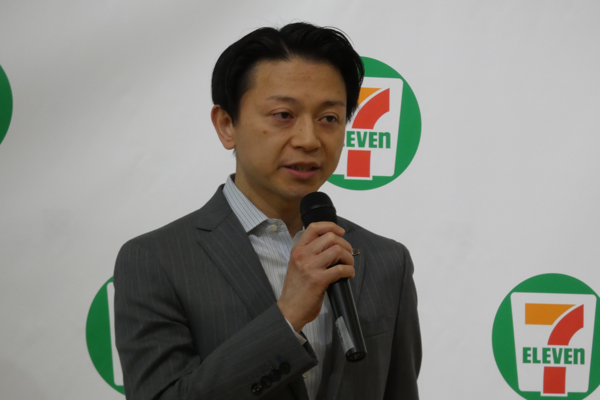 商品本部 デリカテッセン部 シニアマーチャンダイザーの園田康清氏