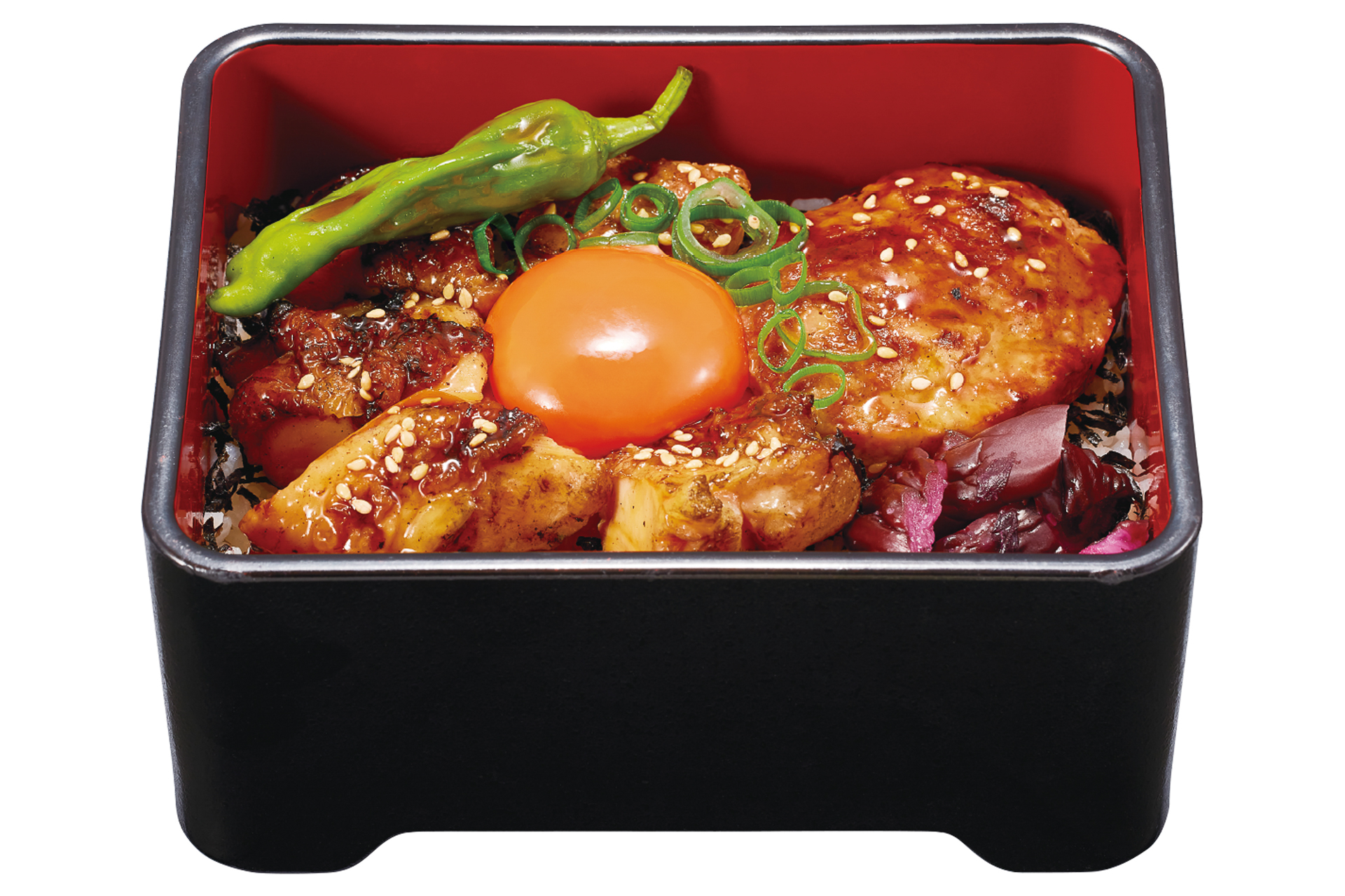 なか卯「とろたま炭火焼き鶏重」（並盛 880円、ごはん大盛 970円）