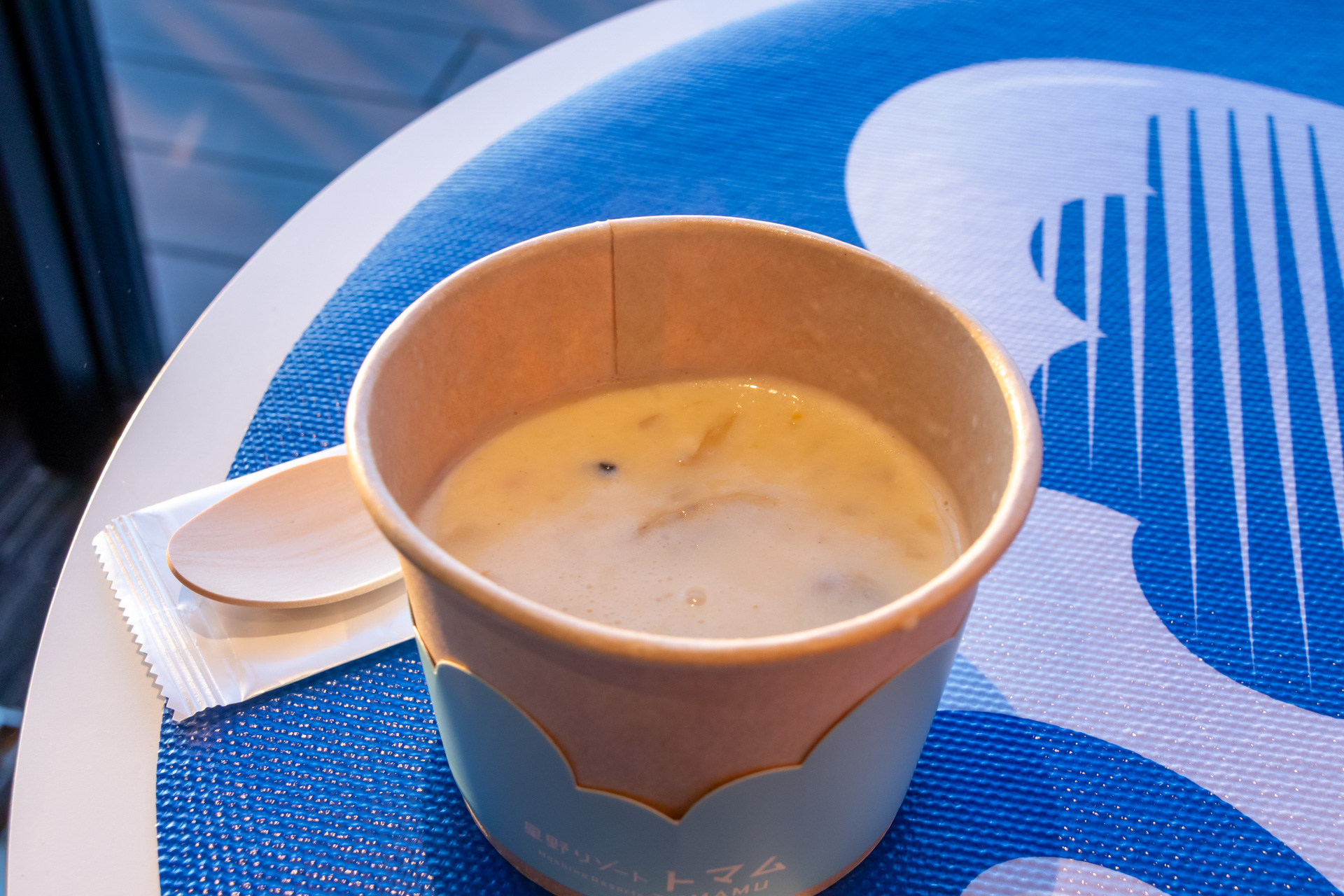 あったかいクラムチャウダーは冷え込む朝にピッタリ