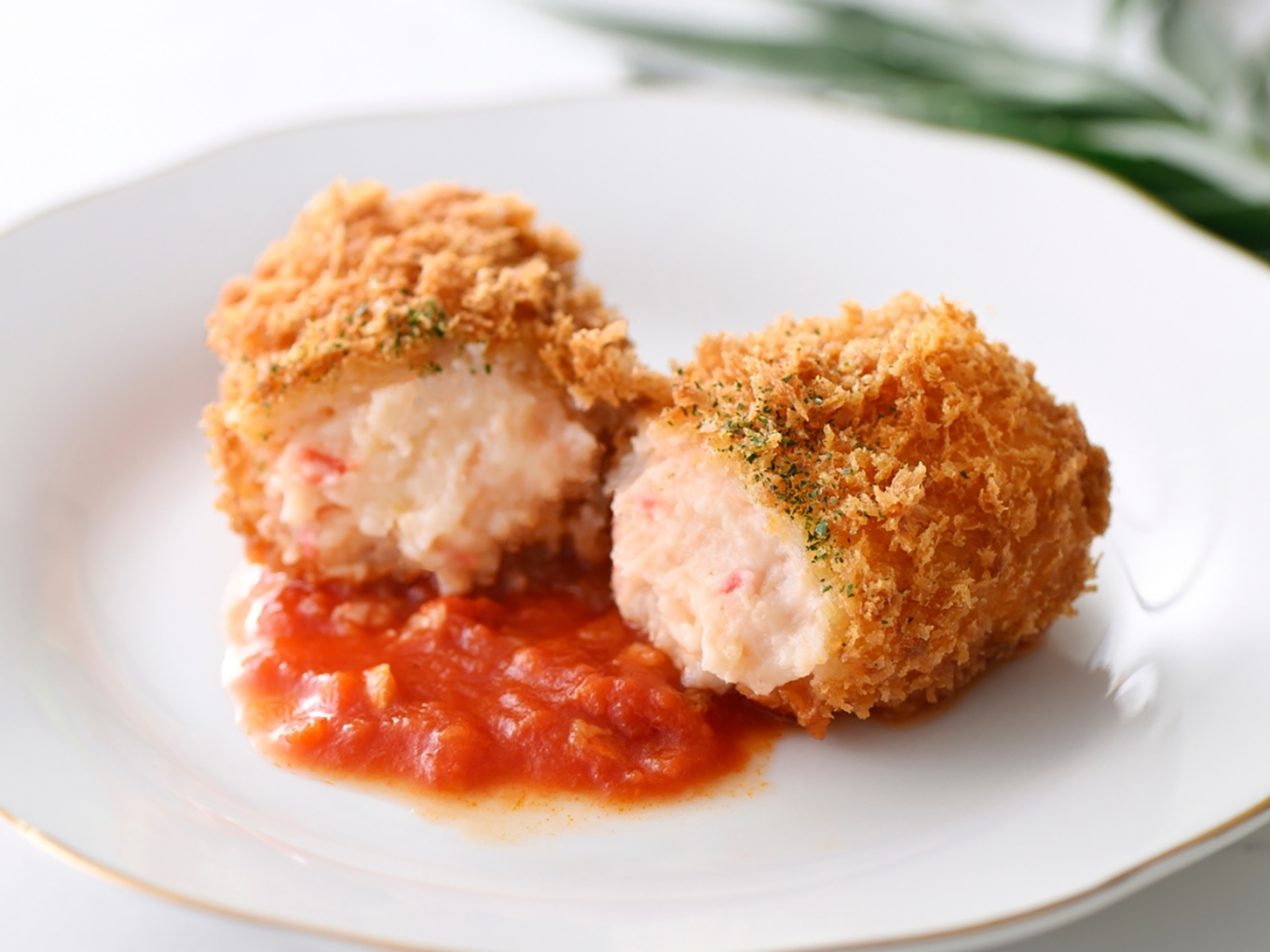 蟹クリーミーコロッケ