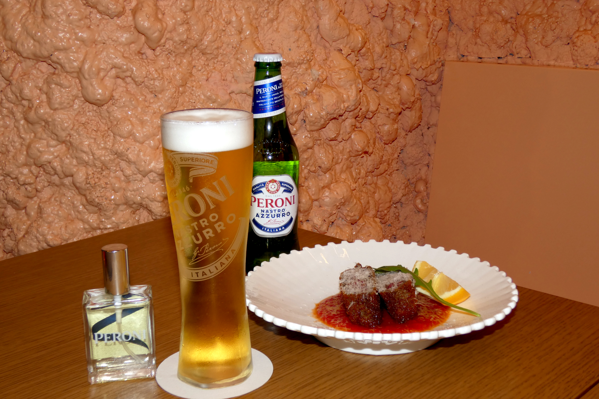 和牛のコートレッタ with ペローニスペシャルソース