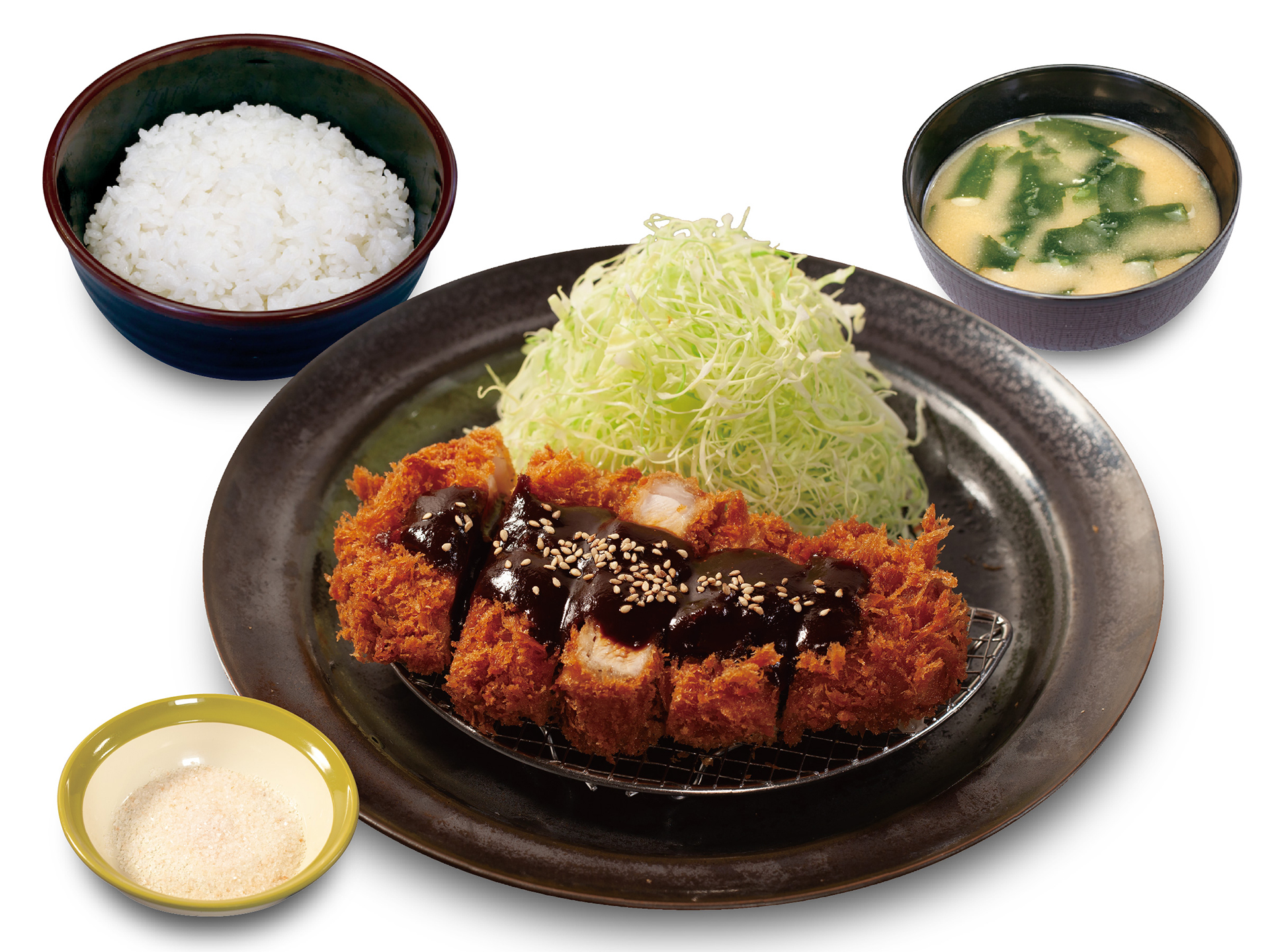 「国産雪国育ち味噌ロースかつ定食」（1090円）