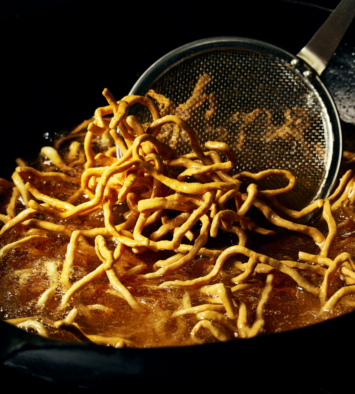 配合にこだわったオリジナル自家製麺