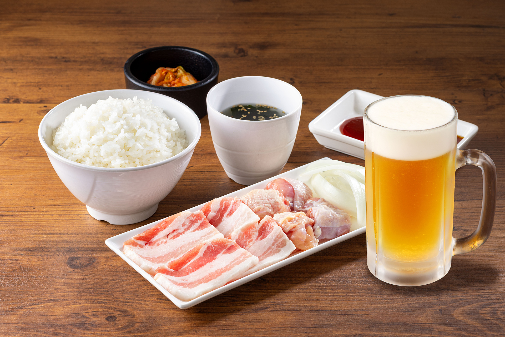 「ライクセット（肉並）＋生ビール」（870円）