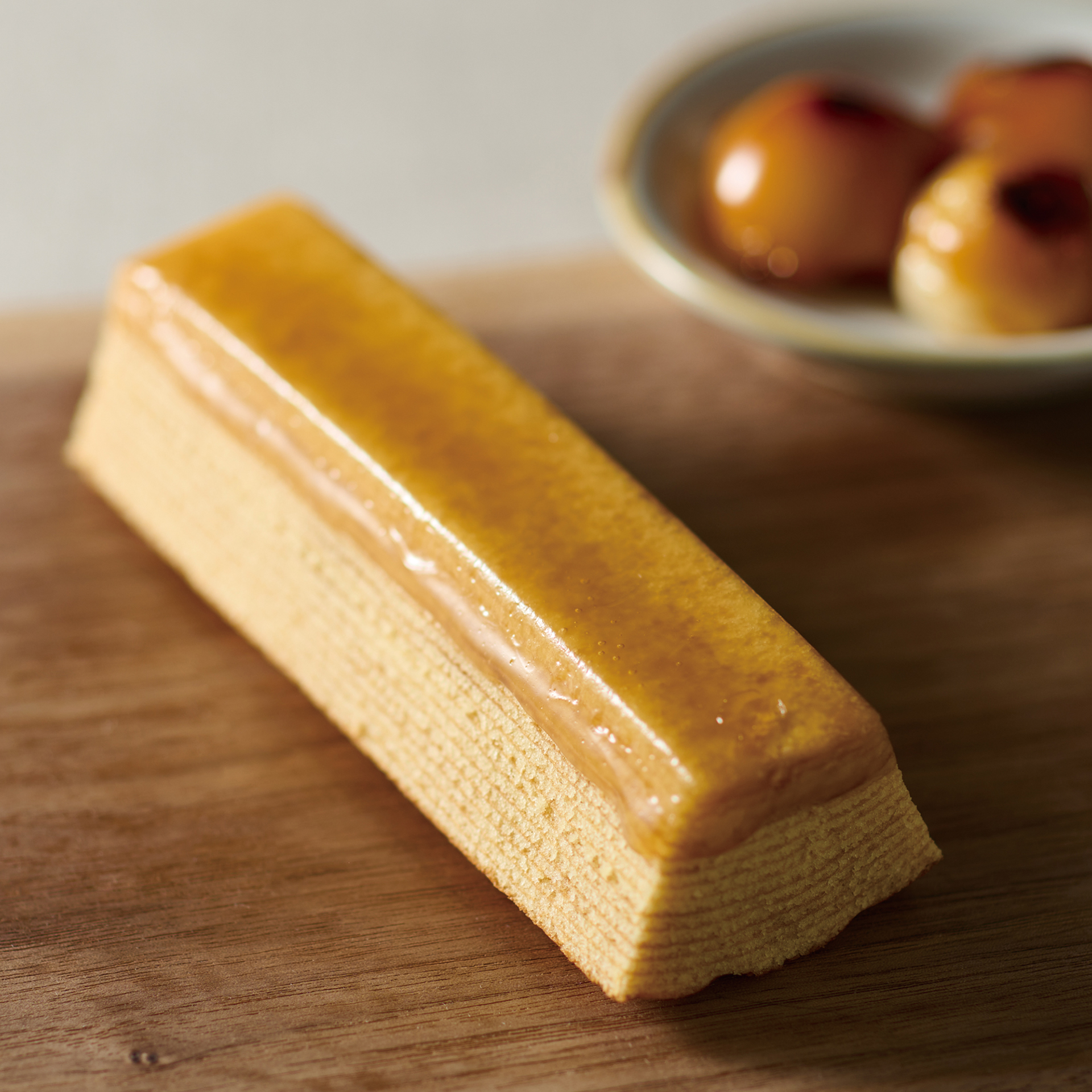 「不揃い みたらし団子風バウム」（250円）