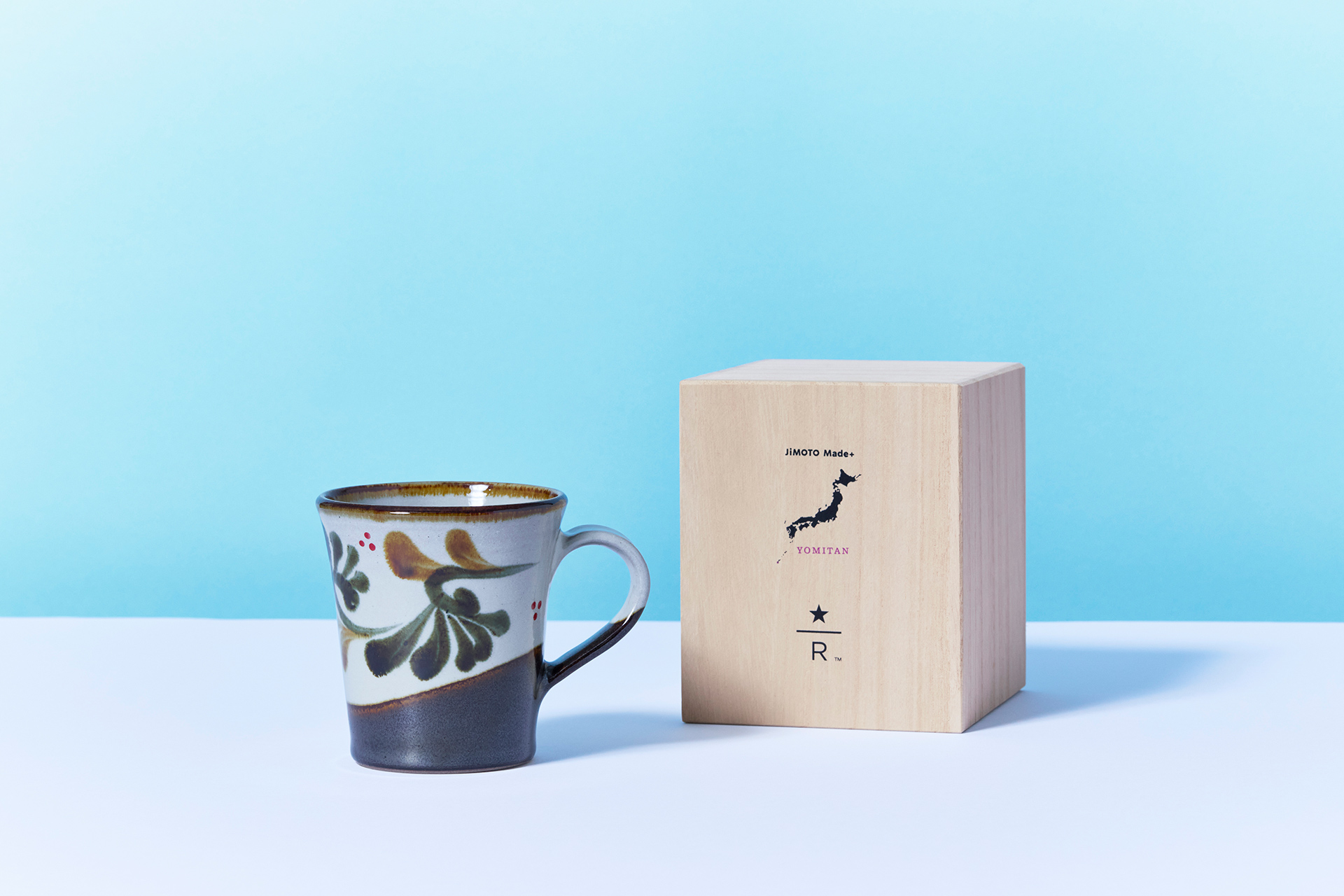 「JIMOTO Made+ 読谷マグ 陶眞窯296ml」（7200円）