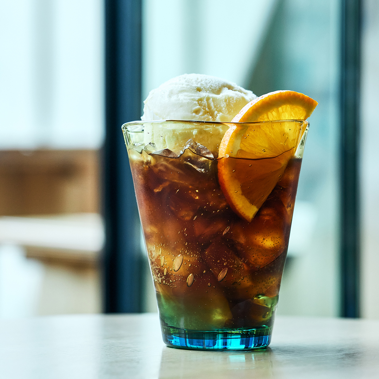 「UTSUWA　EXPERIENCE 朝陽のきらめき」（1230円）