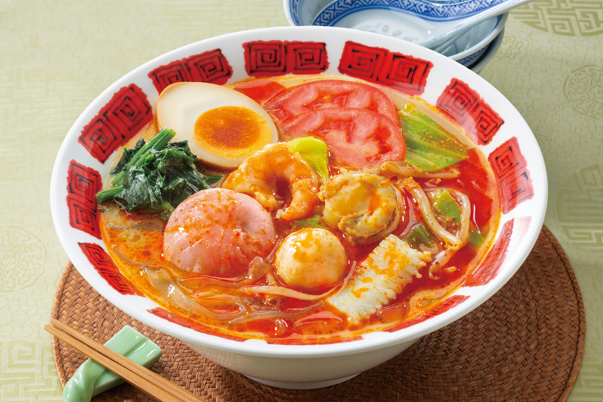 「海鮮麻辣湯」（1044円）