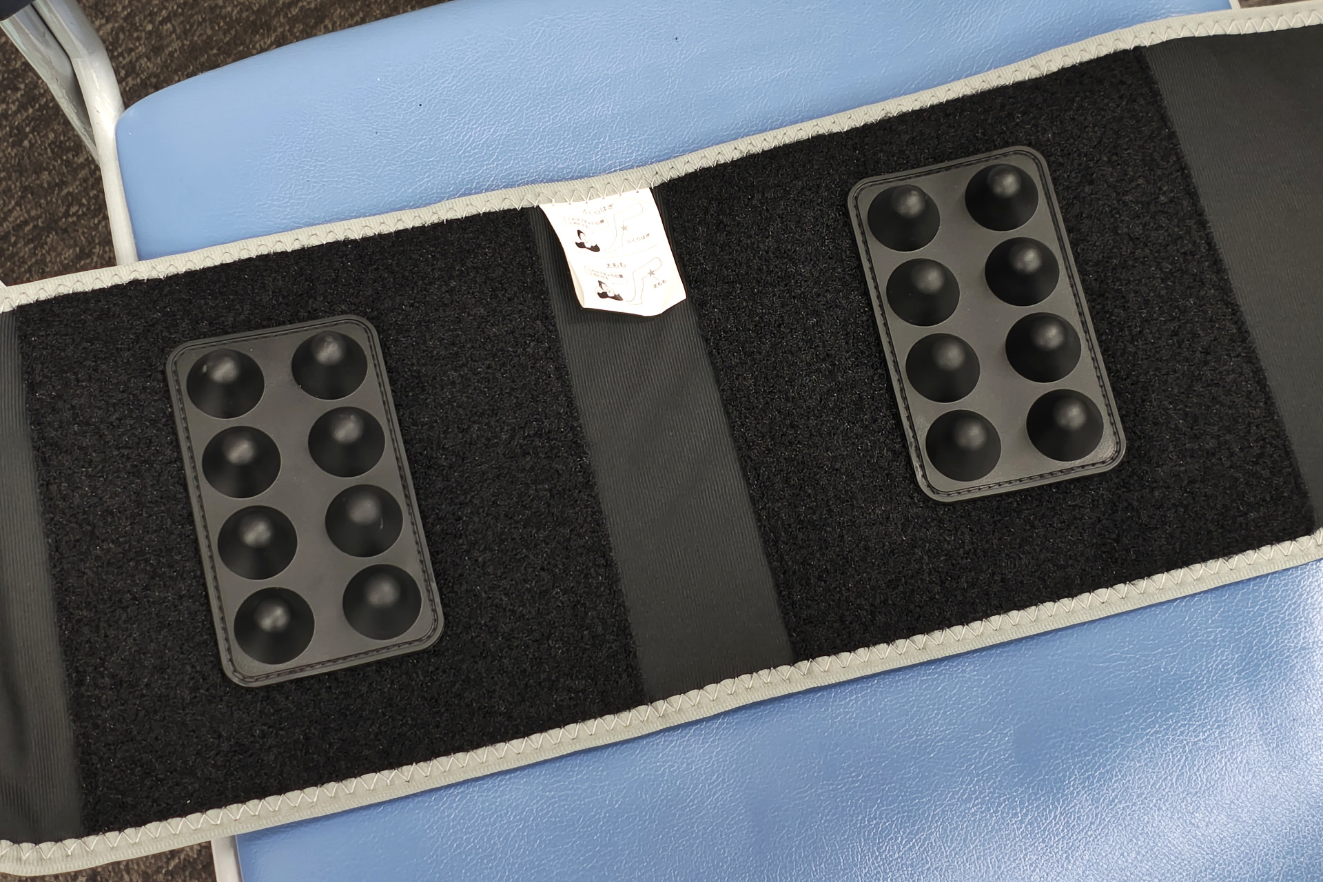 8つの突起がある「ぽこぽこパーツ」が付属し、好みの位置に付けて刺激を強くできることも特徴