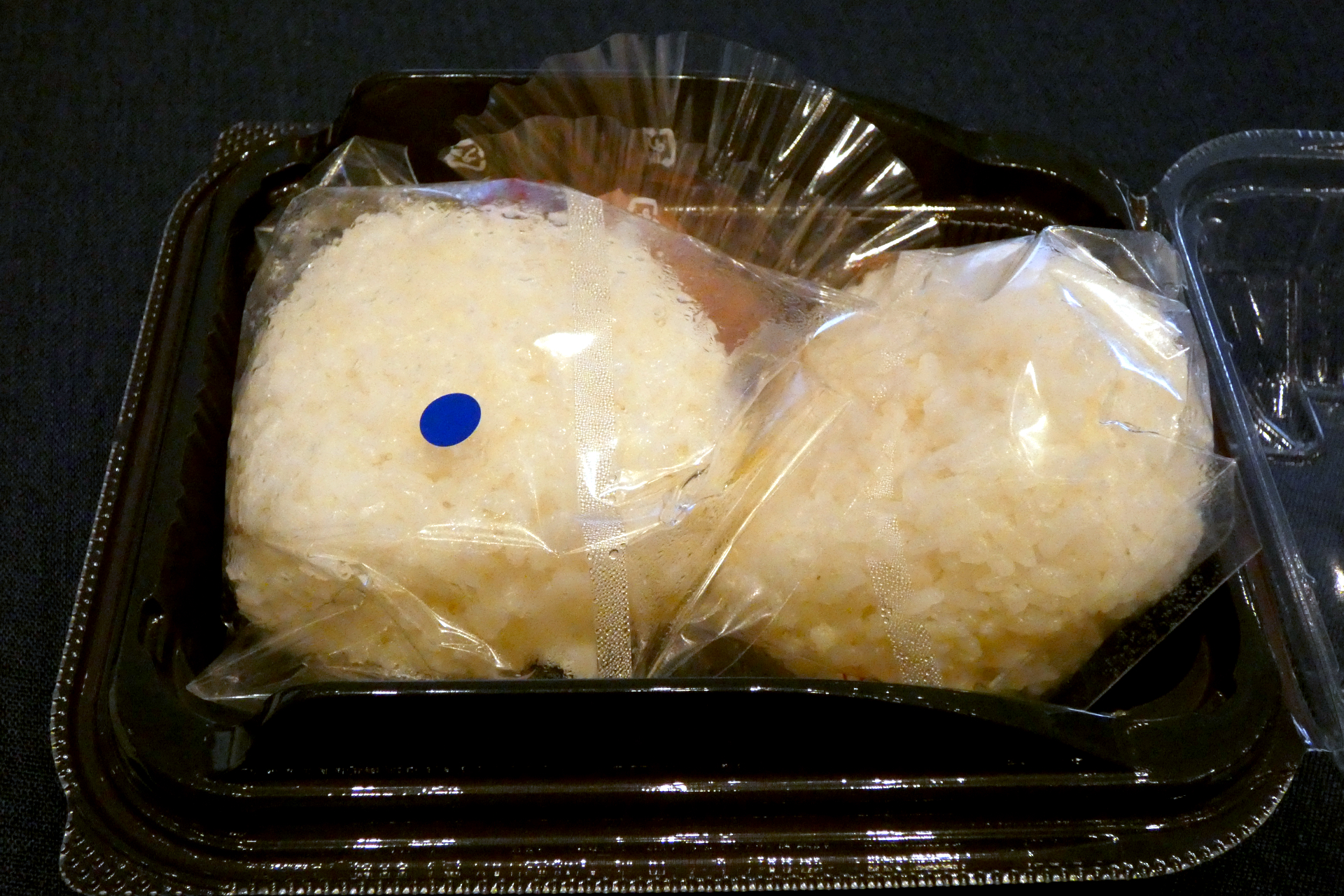 発表会では令和4年（2022年）産と令和5年（2023年）産の“ヴィンテージ米おにぎり”の試食も行なわれたが、ほとんど違いは分からない。事前に行なった旨み検査でもほぼ遜色がない数字が出ているとのこと