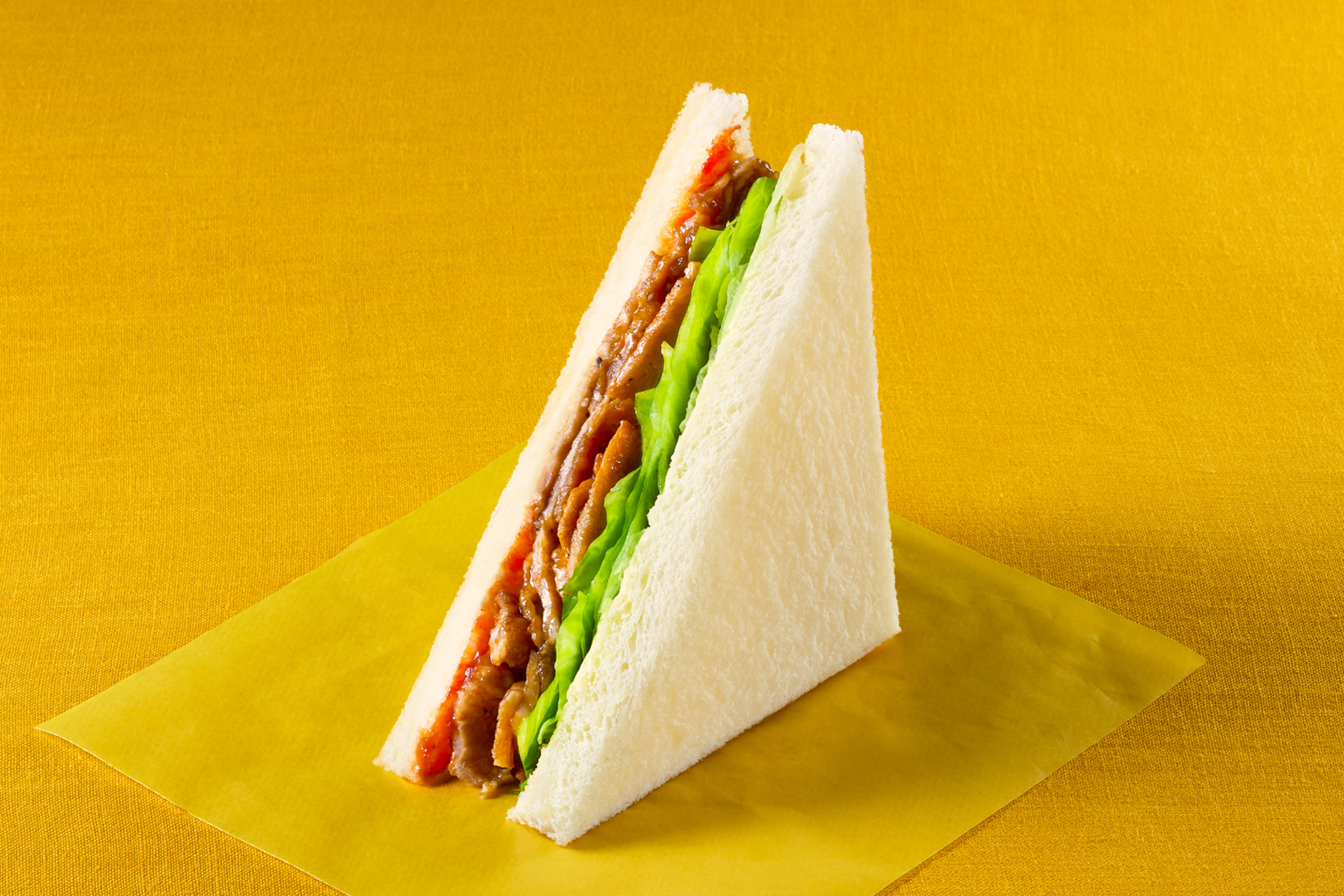 「ガツンと！三元豚の焼肉サンド～コク旨コチュジャン使用」