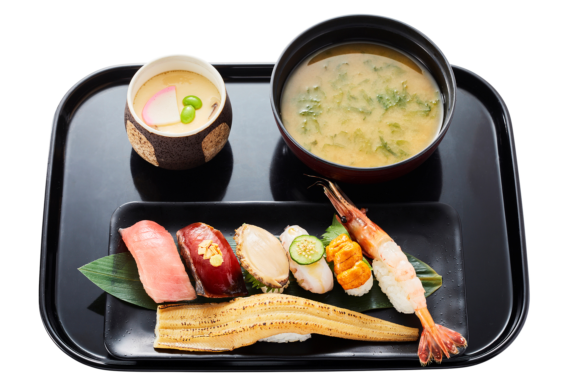 「かっぱの極み贅沢にぎり～夏の七貫～・茶碗蒸し・あおさの味噌汁セット」（2180円～）