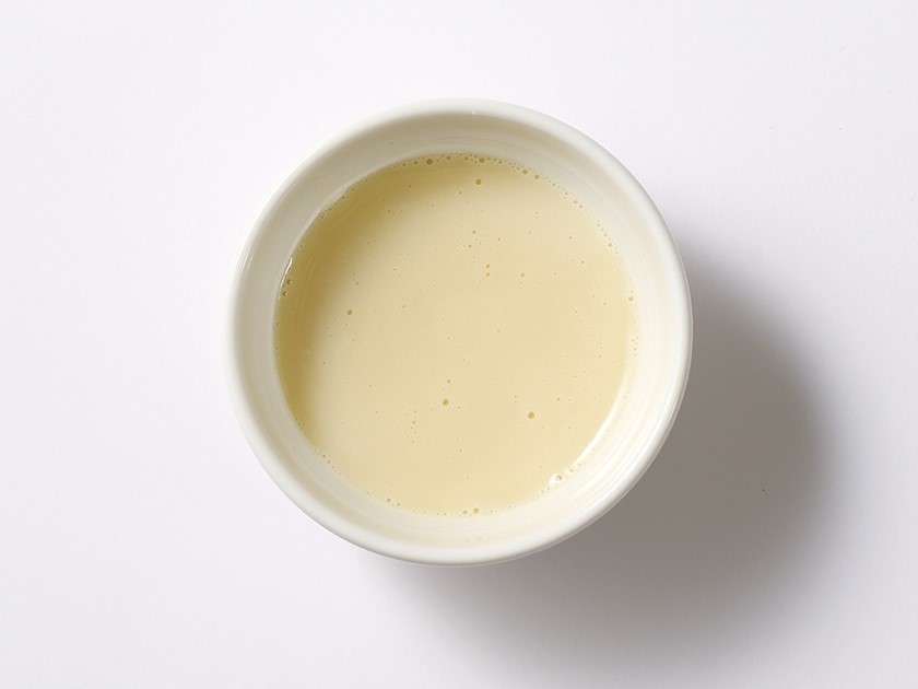 追いソースの「いちごソース」と「練乳みるく」