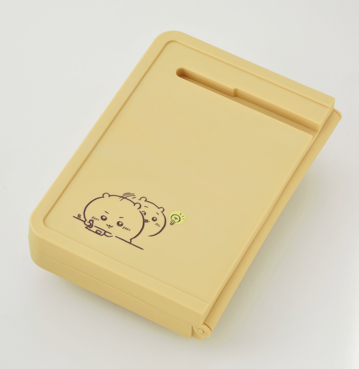 コンパクトに収納・持ち運び可能