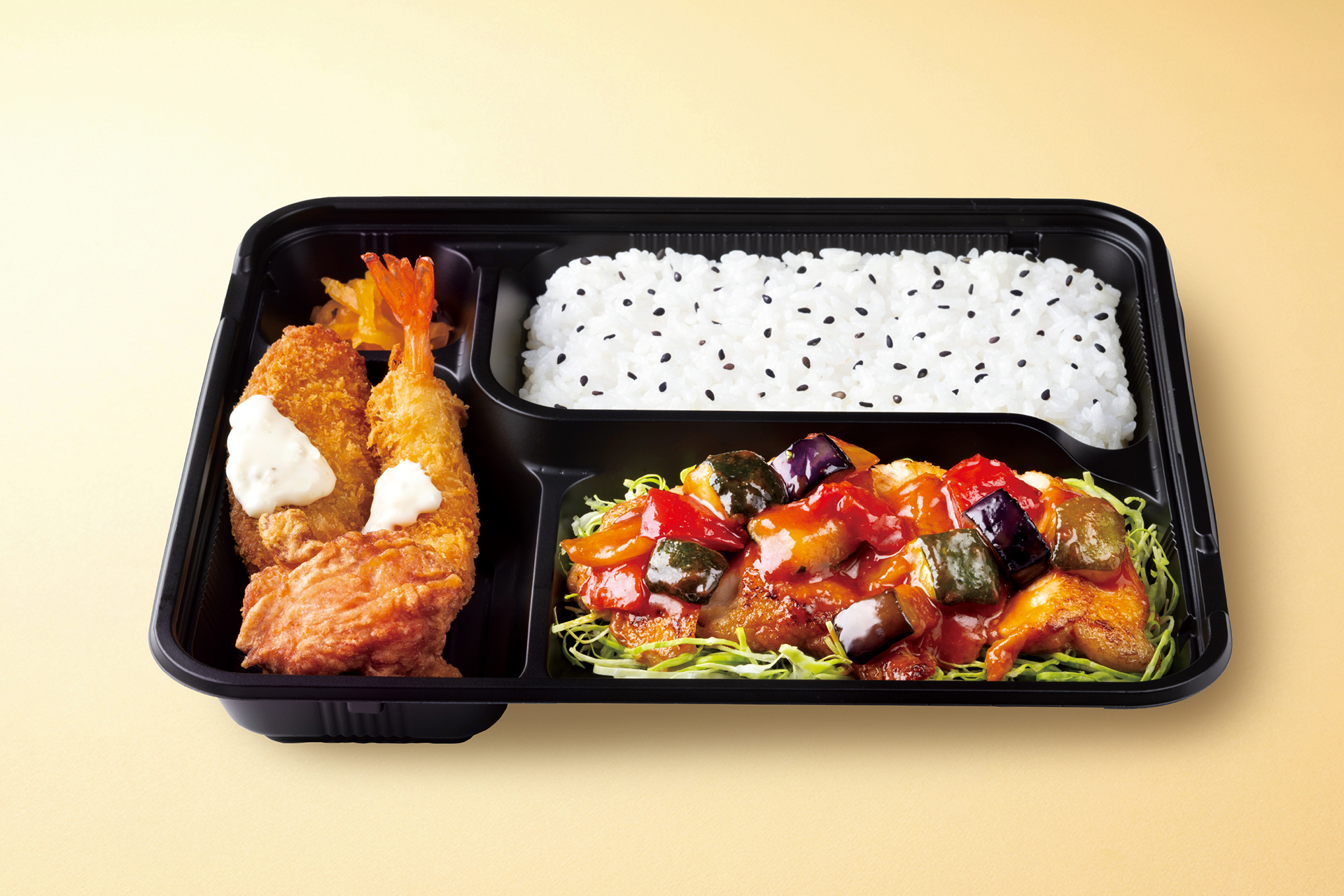 「Dx旨トマトチキンステーキ弁当」（993円）