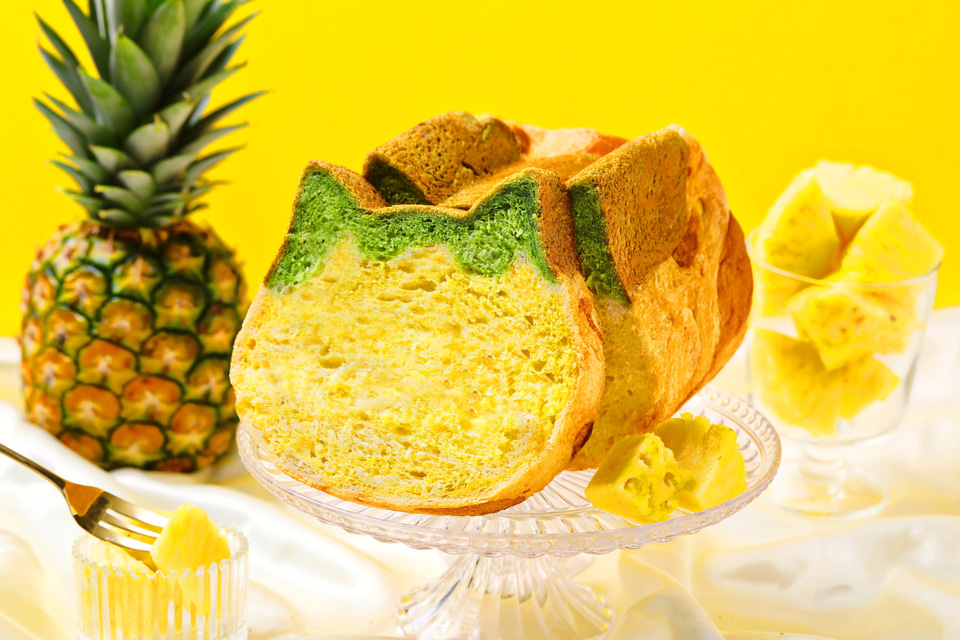 パイナップルとスイカをモチーフにしたオンライン限定の「ねこねこ