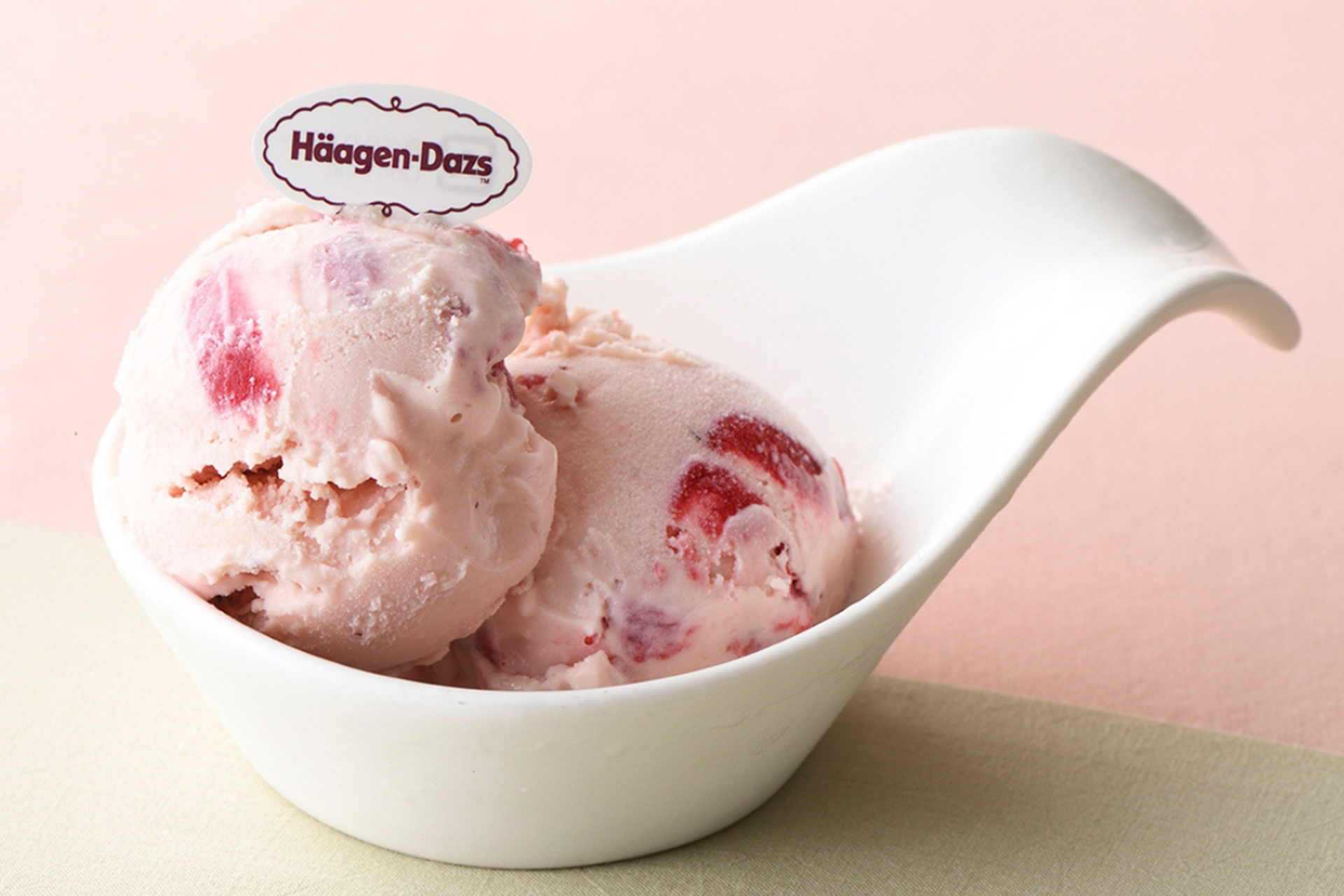 ハーゲンダッツ アイスクリーム ストロベリー