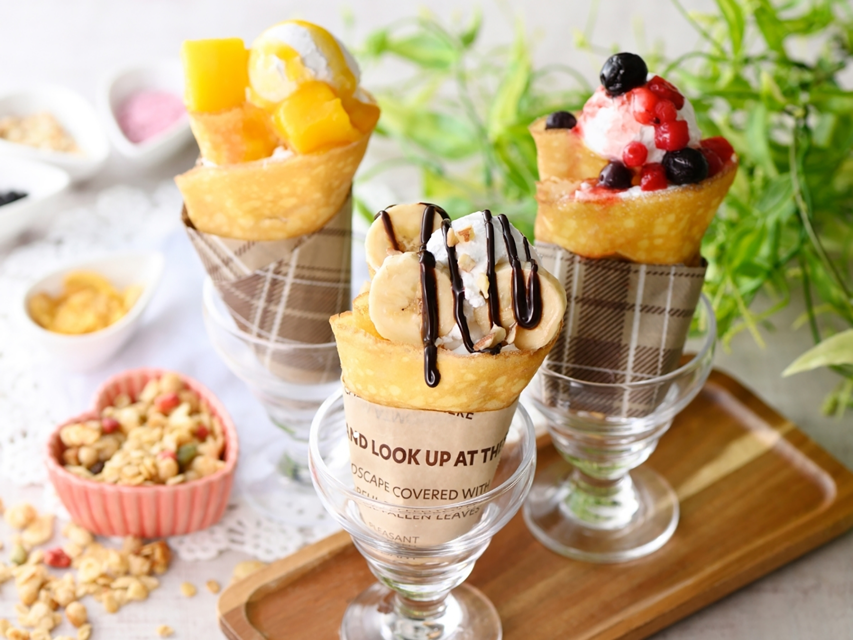 クレープにトッピングも