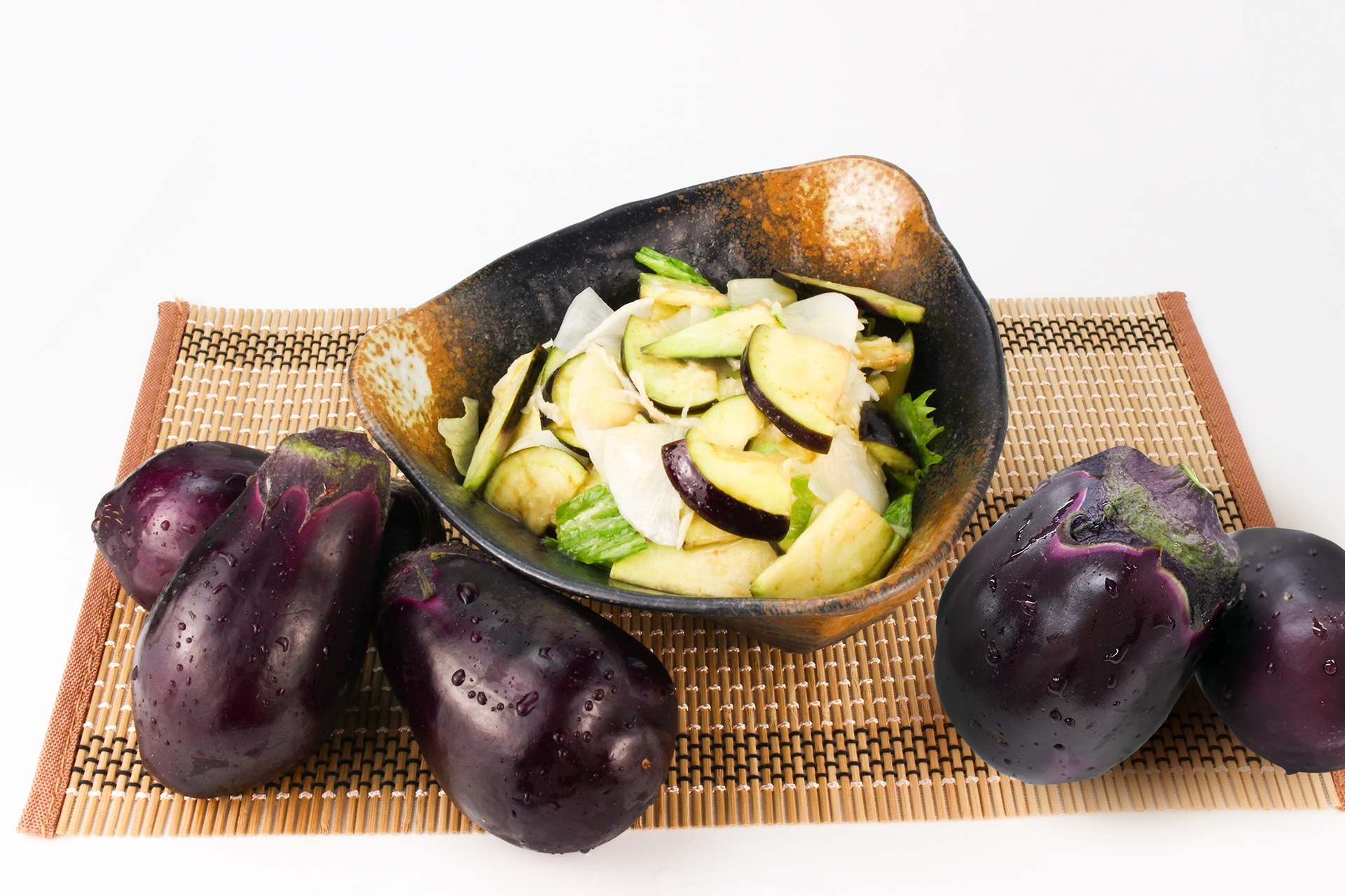 「泉州水なすの塩だれサラダ」