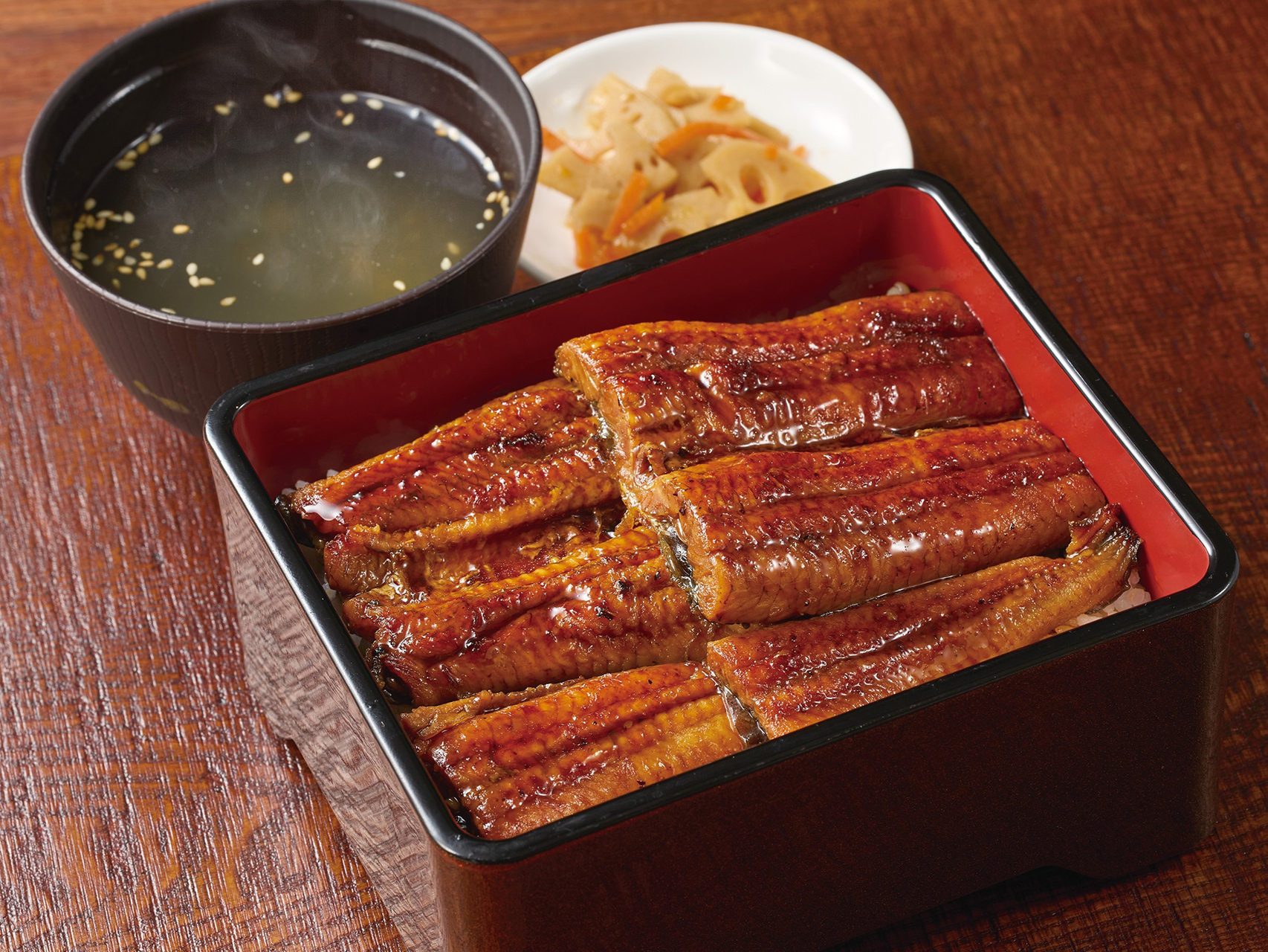 「うな重」（1374円～2034円）