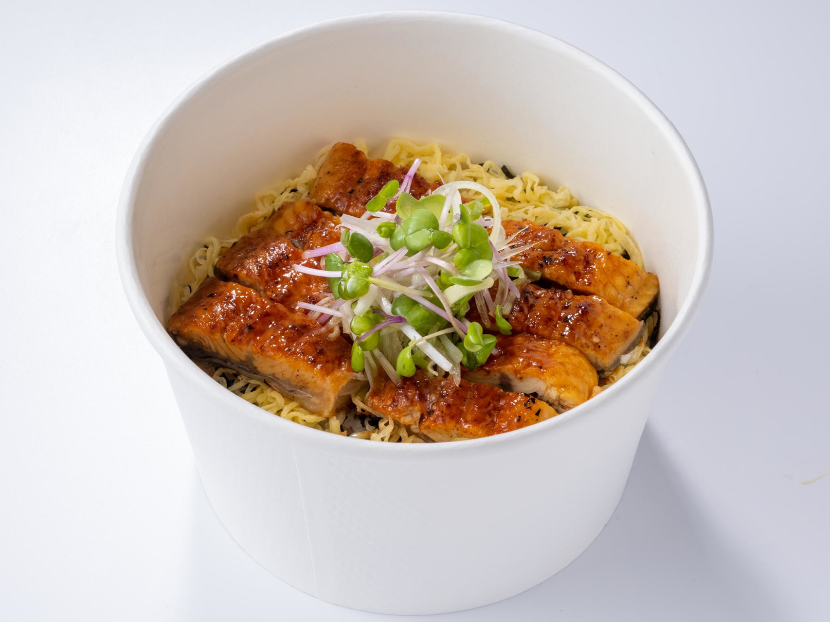 「うなぎちらし」（1231円）