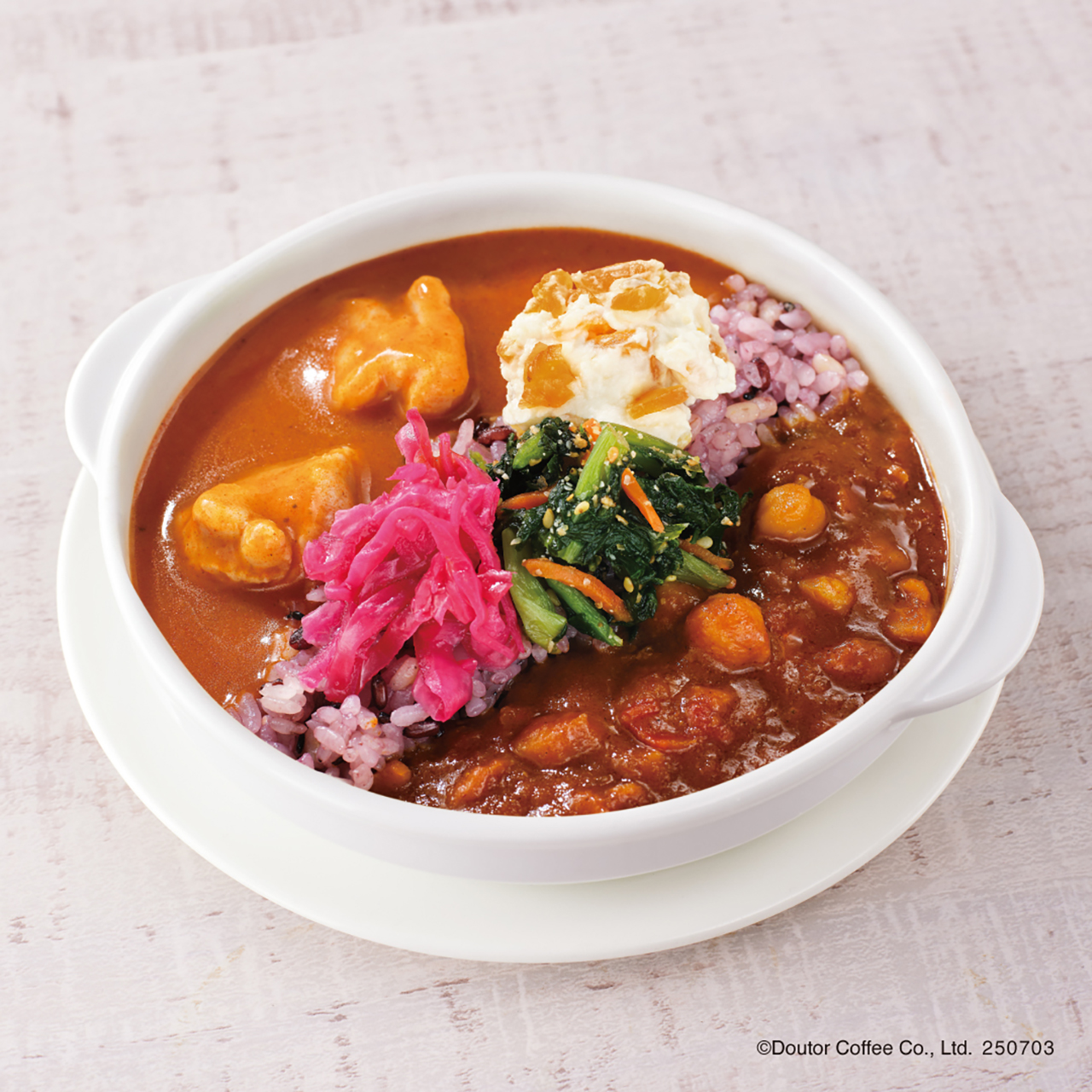 「バターチキン＆ひよこ豆のカレー」（890円）