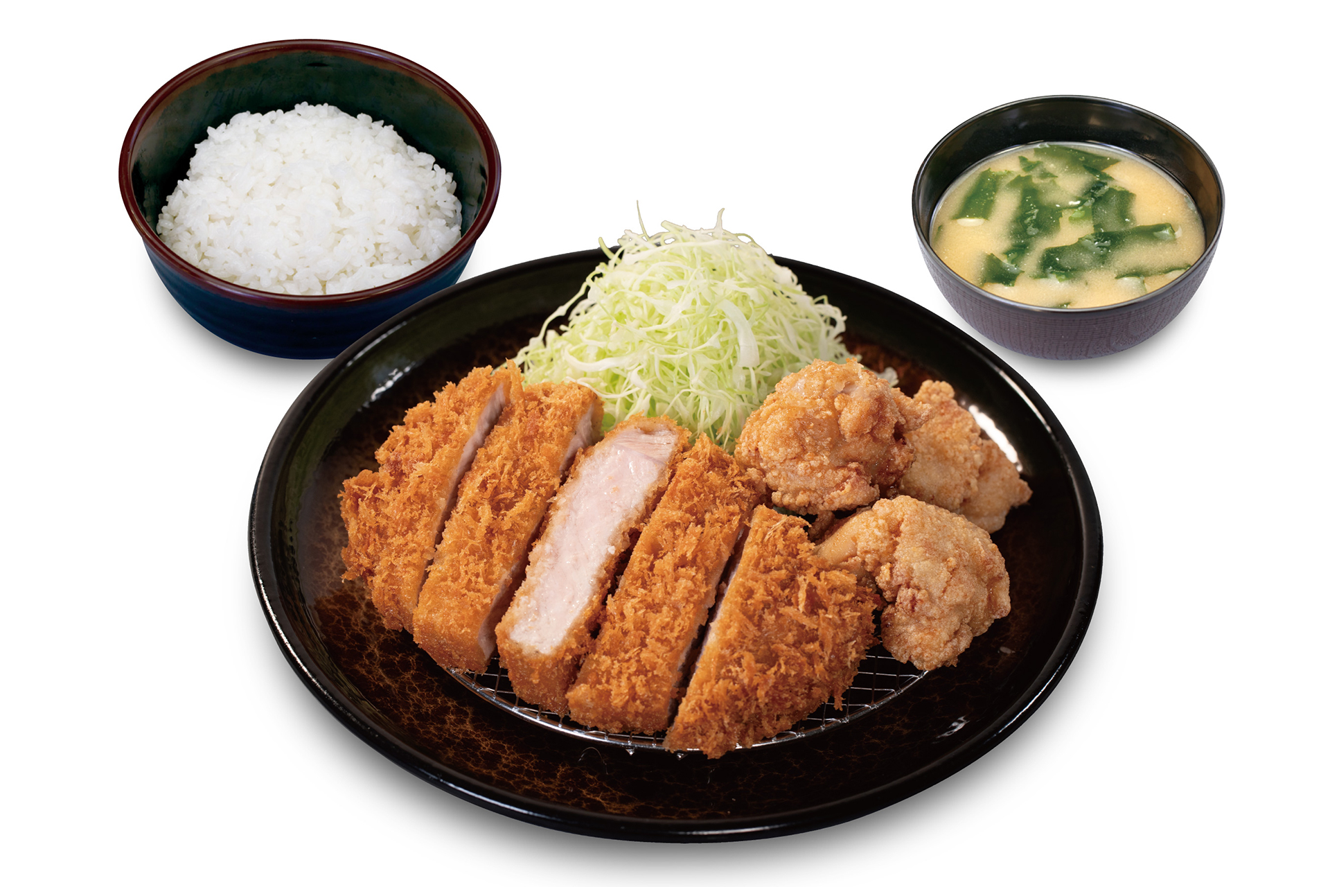 “大麦豚”厚切りロースかつ＆唐揚定食（1300円）