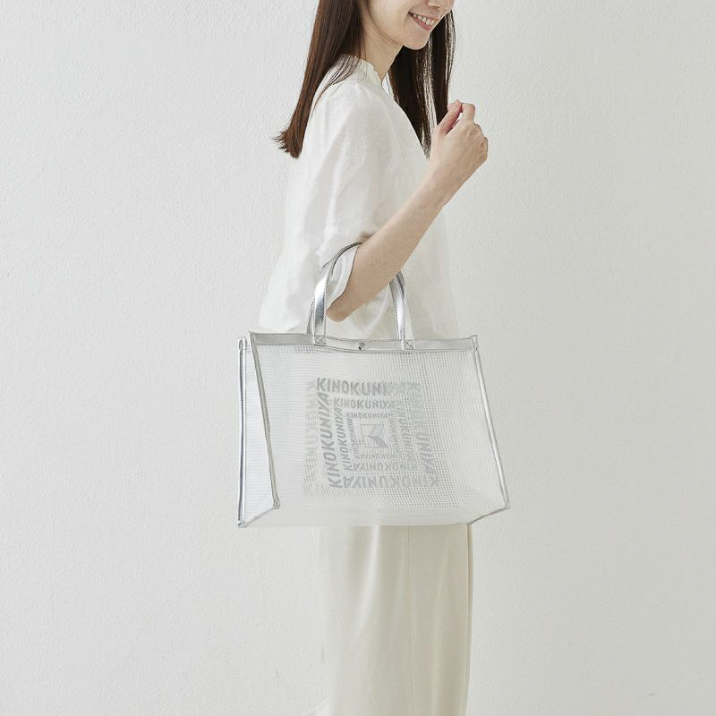 紀ノ国屋 クリアミディアムバッグ（シルバー）