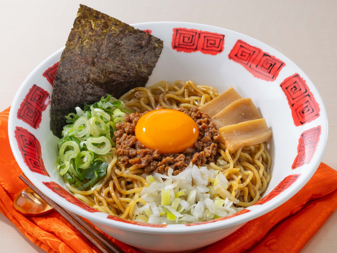 「冷やしまぜそば」（769円）