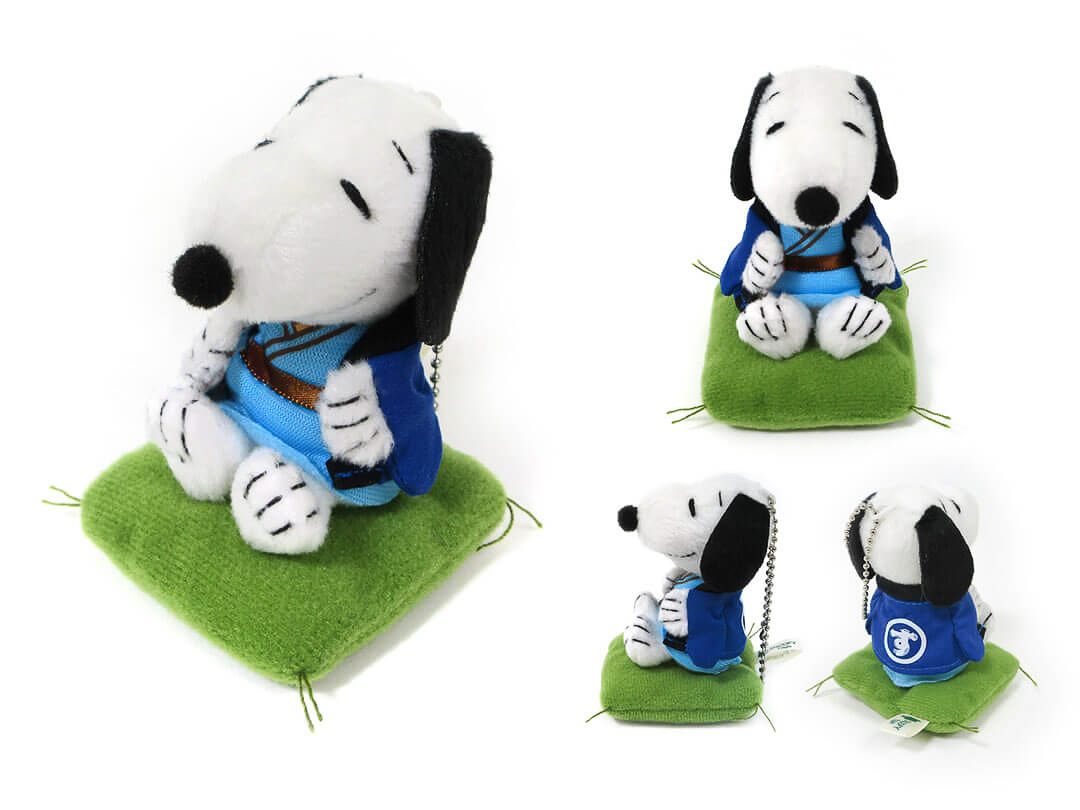 「スヌーピーマスコット」（1980円）