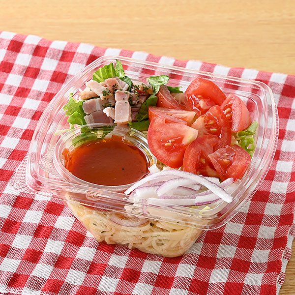 トマトとベーコンのパスタサラダ