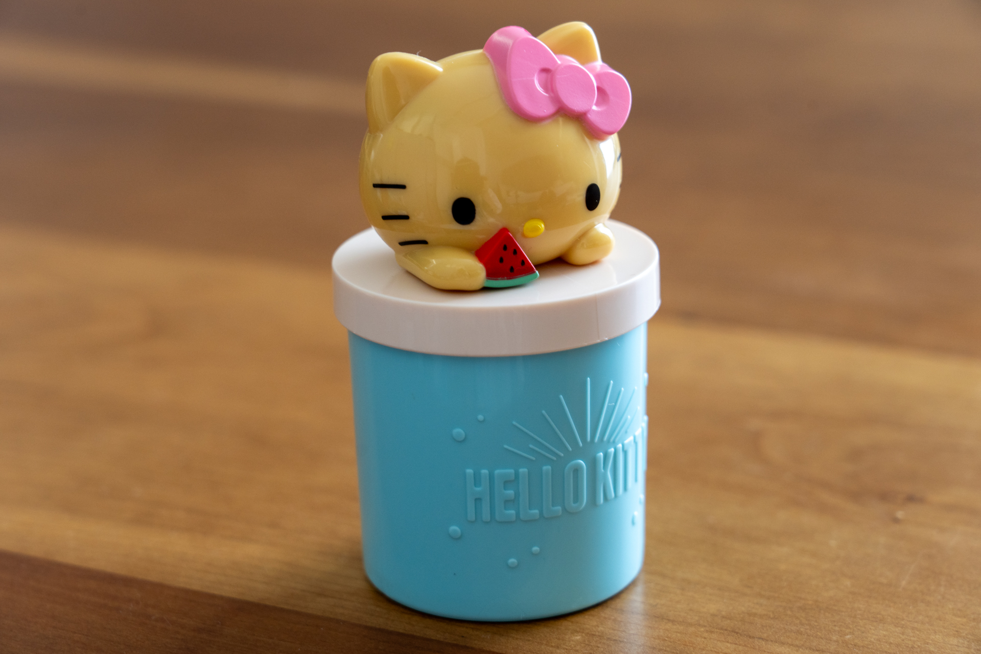 こちらも日焼けしたキティ