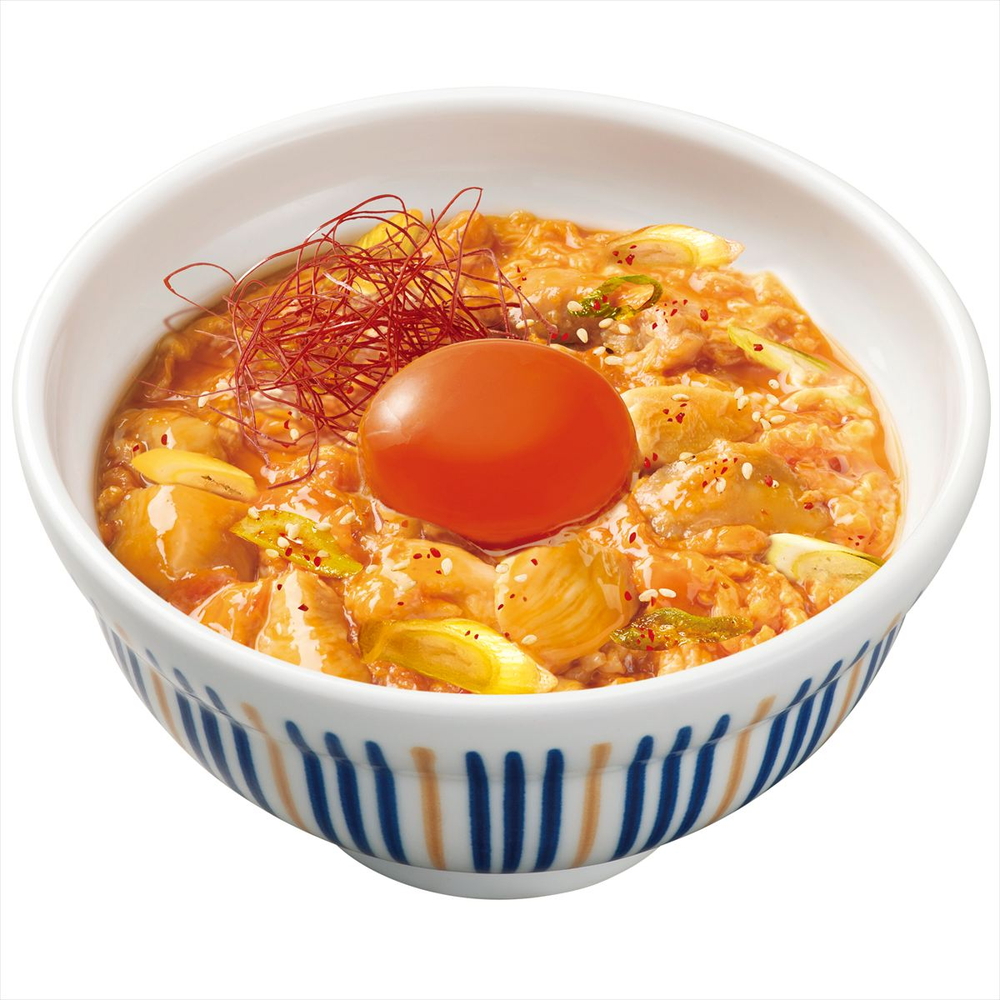 なか卯の“こだわり卵”をプラスした「とろたま旨辛チゲ風親子丼」