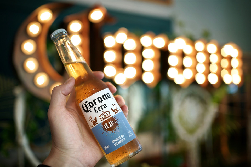 Amazon.co.jp: コロナビール ノベルティ 木箱 ビール エキストラ